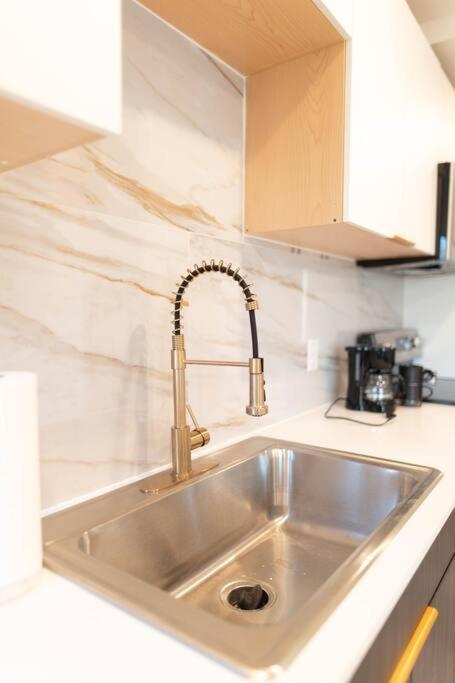 Platinum Palace 1Br 1Ba - Central Dallas Stay Exterior photo